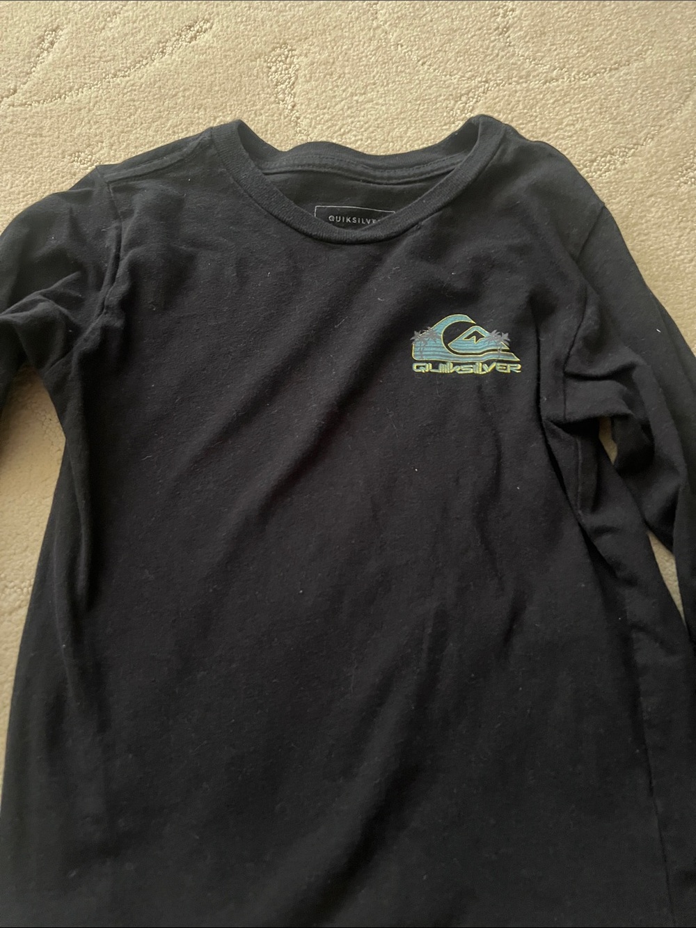 Quiksilver, Vans, Hurley, Billabong long sleeve Graphic Tees - Picture 9 of 10